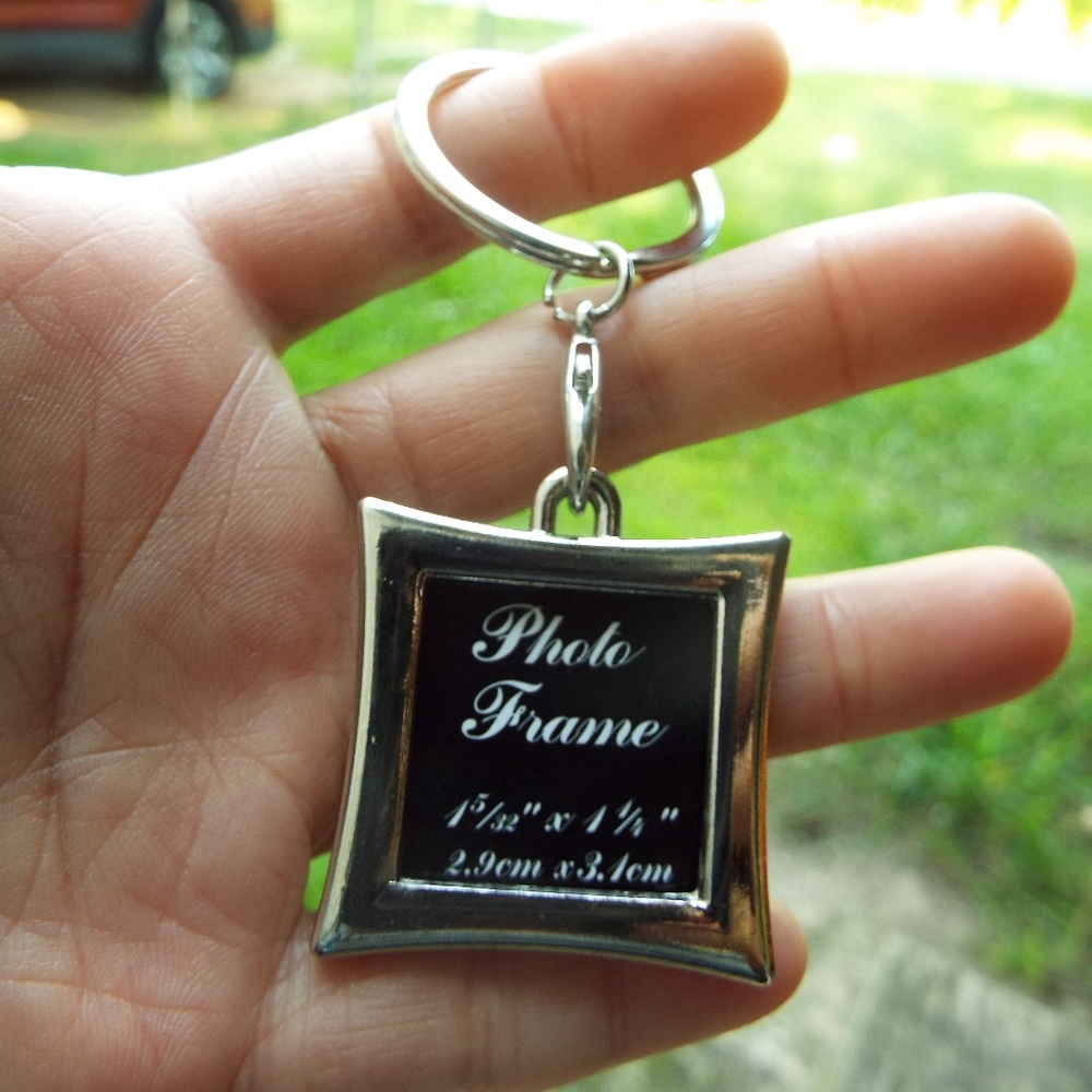Photo frame key chain- silver